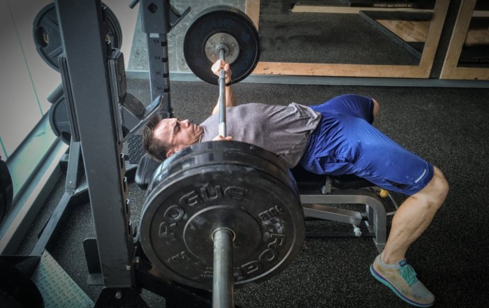 bench press benefits and technique